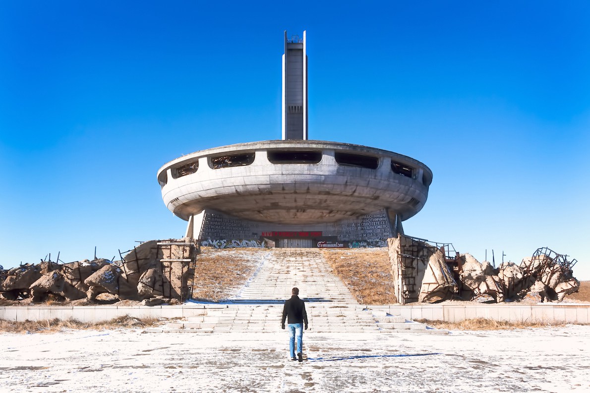 Abandoned-02-Buzludzha-Monument-—-Kran-Bulgaria