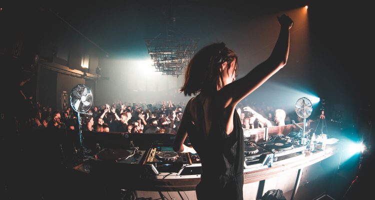 AMELIE LENS ALL NIGHT LONG