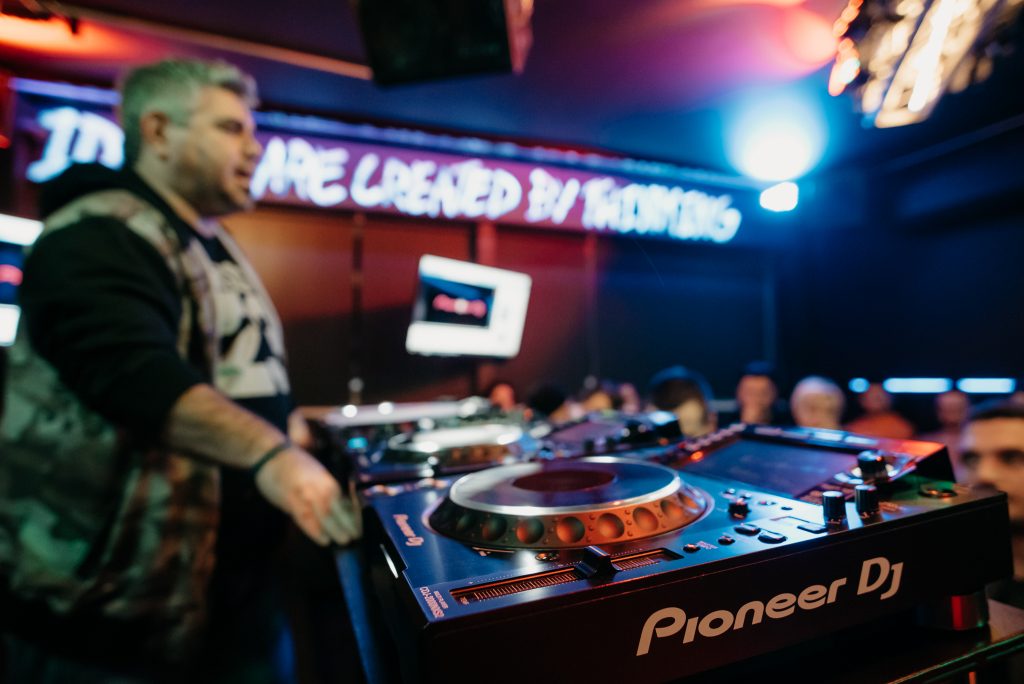 PIONEER DJ SEMINAR D1_10